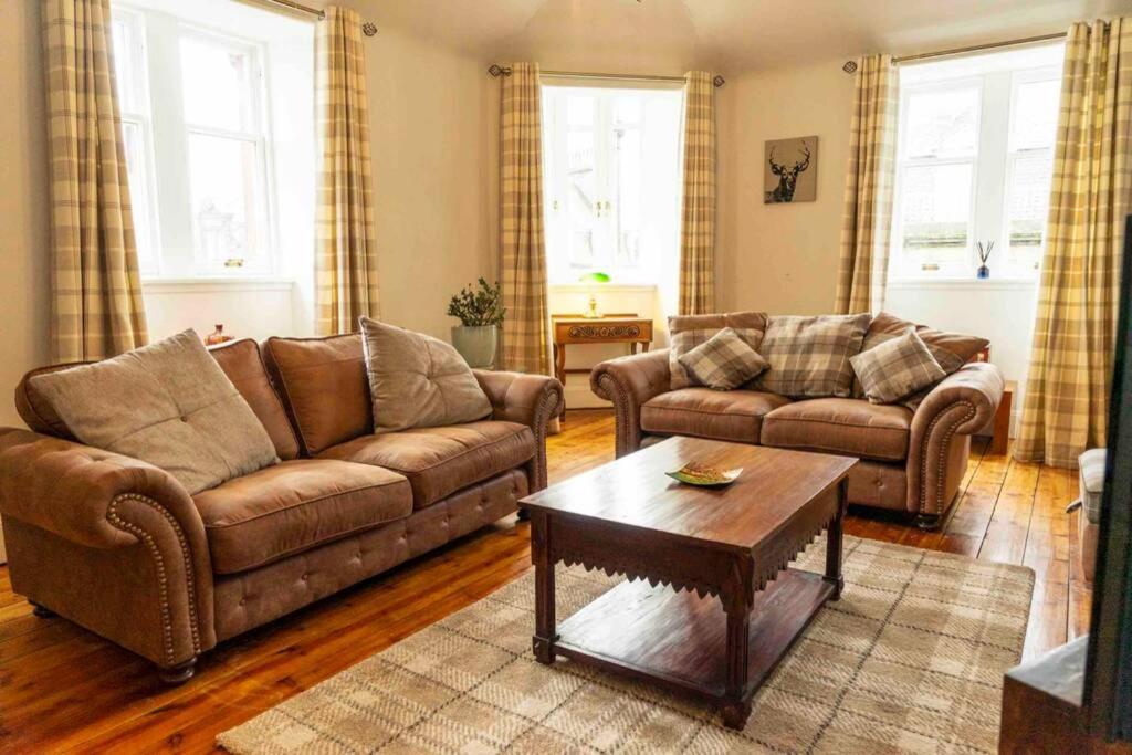Spacious City Centre Apartment Full Of Character Ίνβερνες Εξωτερικό φωτογραφία